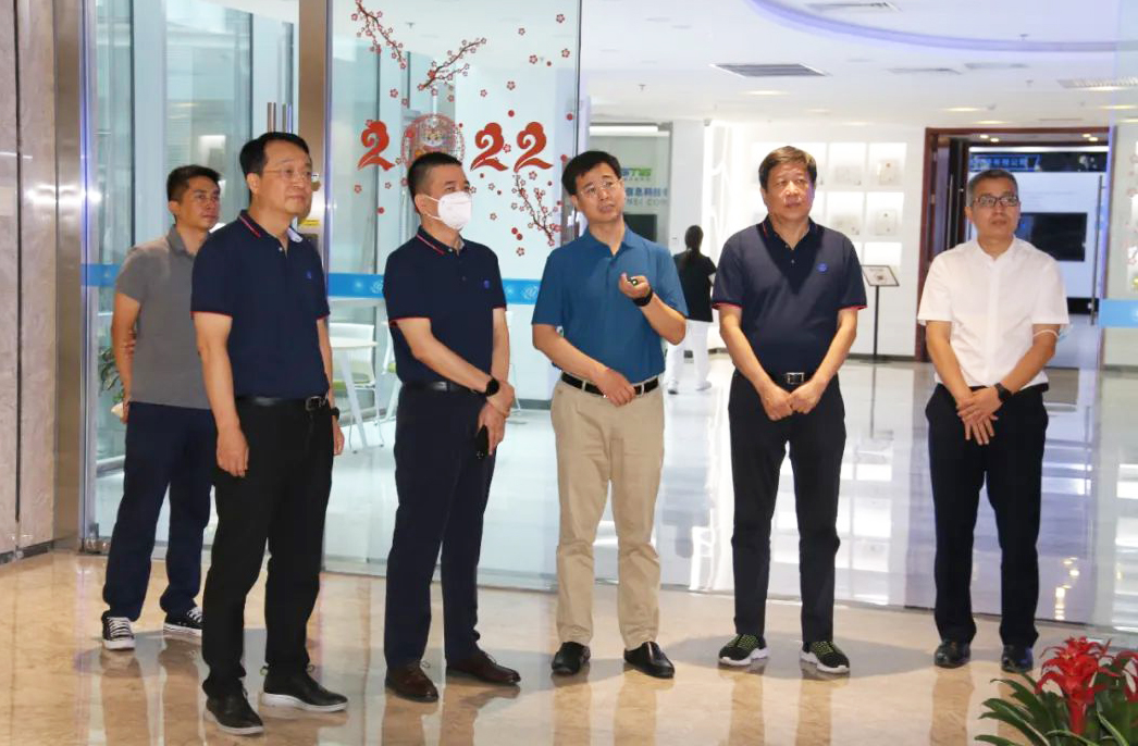 参观交流 | 电子游艺网董事长于逢良一行到访北京理工新源信息科技有限公司参观交流